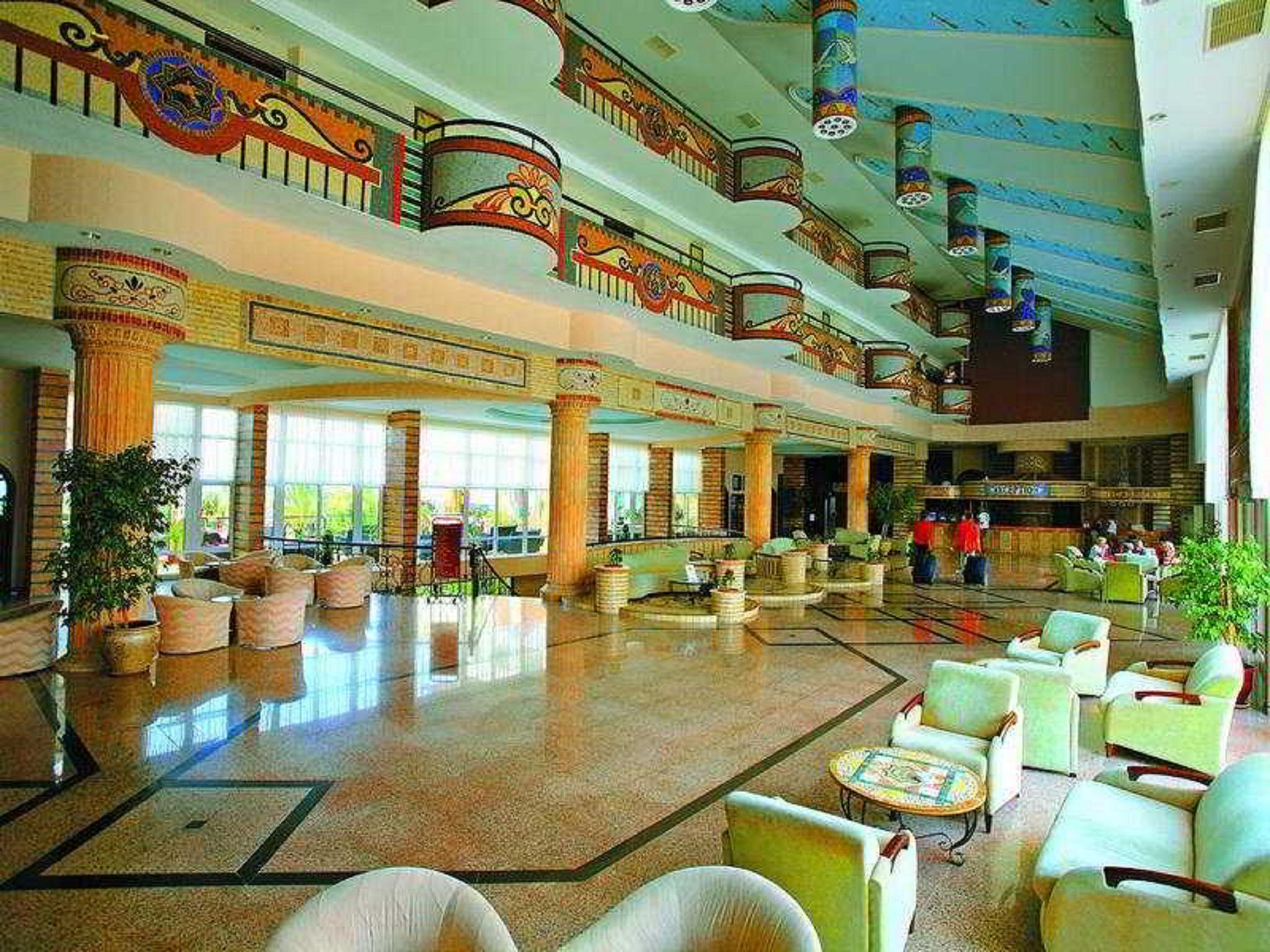 Nova Park Hotel Side Exterior foto