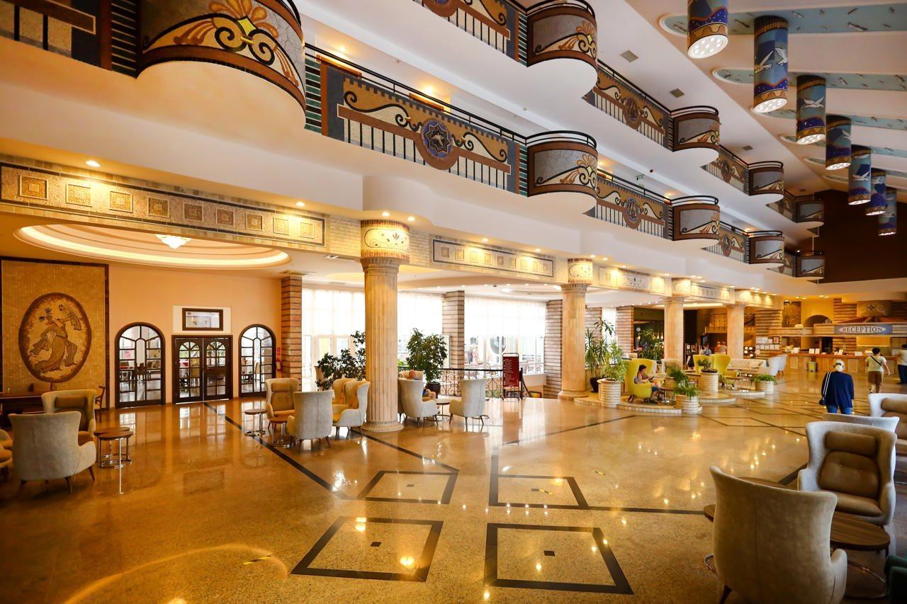 Nova Park Hotel Side Exterior foto